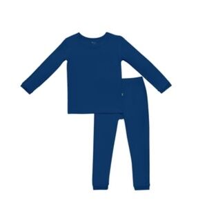 Kyte Baby 2T Long Sleeve Pajamas in Tahoe (blue) Excellent Used Condition